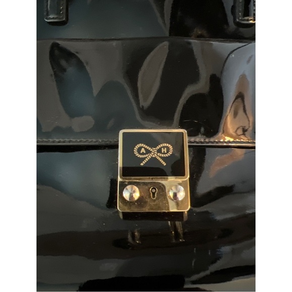 ANYA HINDMARCH BLACK PATENT LEATHER CARKER SATCHEL WITH DETACHABLE X-BODY STRAP - Picture 8 of 9